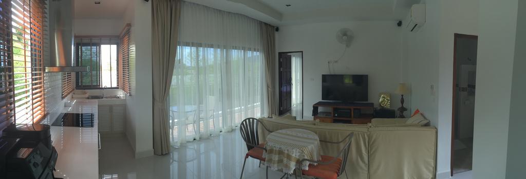 Nisa Resort *